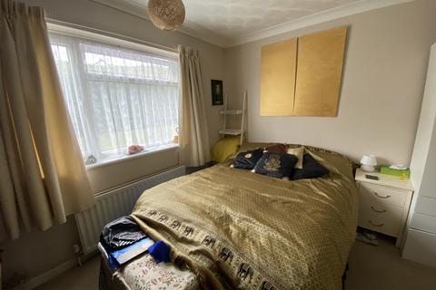 1 bedroom flat to rent, Julian Court, Woodmill Lane Southampton SO18