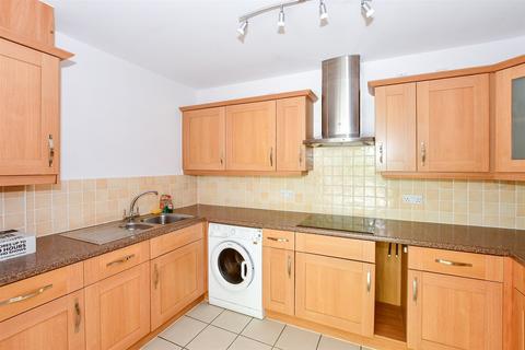 2 bedroom flat for sale, Ditchling Road, Burgess Hill, West Sussex
