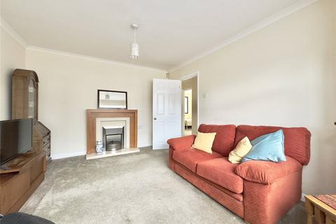 5 Nutley Close, Hextable, Swanley, BR8 7LP