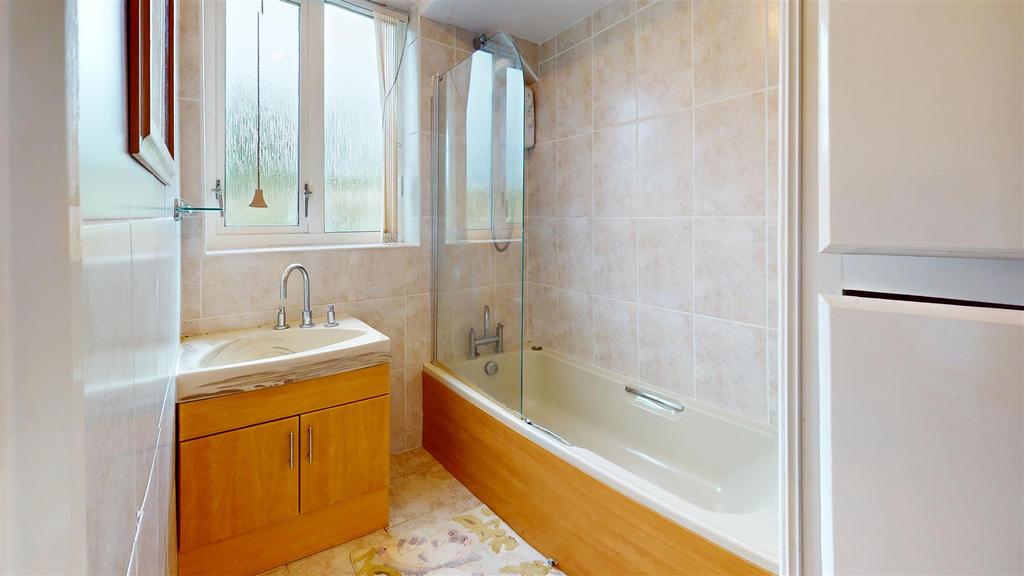 77-The-Whartons-Bathroom.jpg