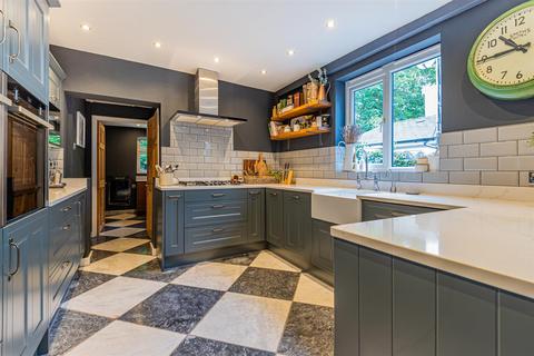 101 Claude Road, Cardiff, CF24 3QD
