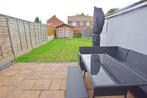 2 bedroom semi-detached house for sale, Milsted Road, Gillingham