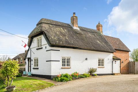 2 bedroom detached house for sale, Marston Road, Buckingham MK18