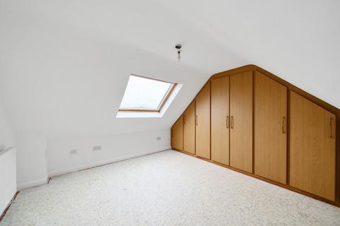 Honeycroft Stoke Road, Bishops Cleeve, Cheltenham, GL52 7RT