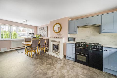 3 bedroom terraced house for sale, Kingston Road, Tewkesbury, Gloucestershire