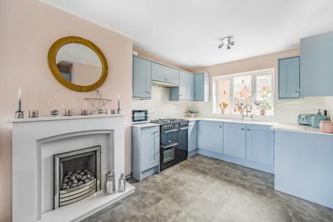 3 bedroom terraced house for sale, Kingston Road, Tewkesbury, Gloucestershire