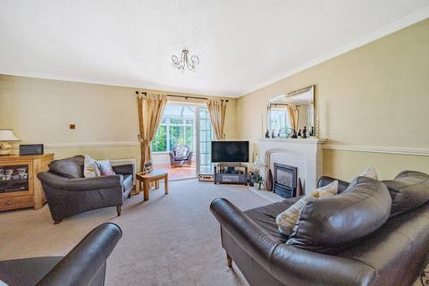 3 bedroom detached house for sale, Russet Close, Bredon, Tewkesbury