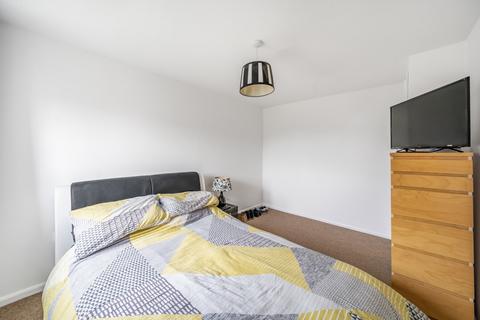 54 Cutsdean Close, Bishops Cleeve, Cheltenham, GL52 8UN