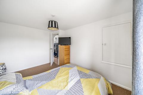 54 Cutsdean Close, Bishops Cleeve, Cheltenham, GL52 8UN