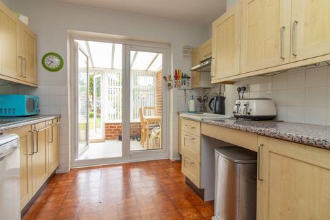 3 bedroom semi-detached house for sale, Welbeck Avenue, Leicester, LE4