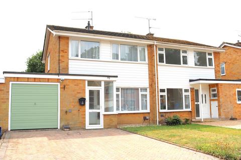 3 bedroom semi-detached house for sale, Linstead Road, Farnborough GU14