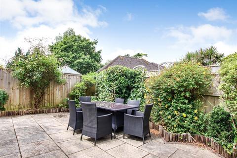 2 bedroom bungalow for sale, Woodley Gardens, Lymington, Hampshire, SO41