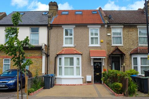 3 bedroom terraced house for sale, Birchanger Road