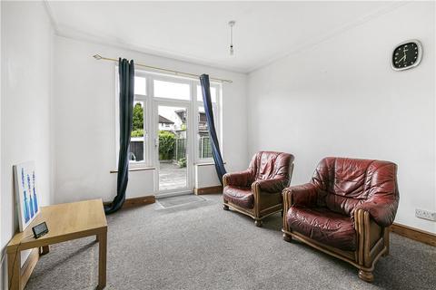 3 bedroom terraced house for sale, Hounslow Avenue, Hounslow, TW3