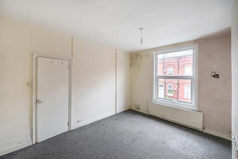 50 Bayswater Row, Leeds, LS8 5LF
