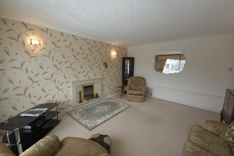 2 bedroom detached bungalow for sale, Knott End on Sea FY6