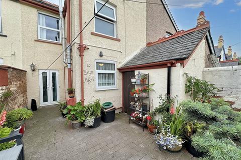 3 bedroom terraced house for sale, Gele Avenue, Abergele, LL22 7BB