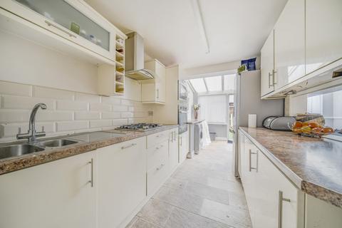 70 Leycroft Gardens, Erith, DA8 2PA