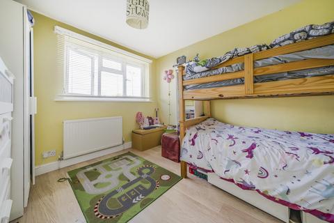 70 Leycroft Gardens, Erith, DA8 2PA
