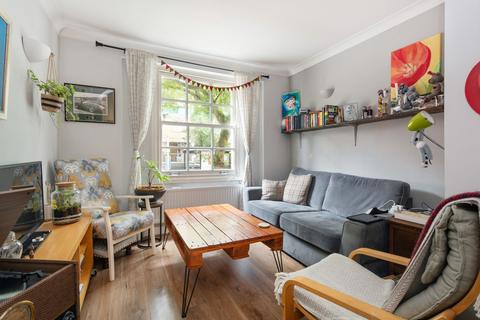 2 bedroom apartment for sale, Bayham Street, London NW1