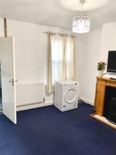 2 bedroom terraced house to rent, Luton LU1