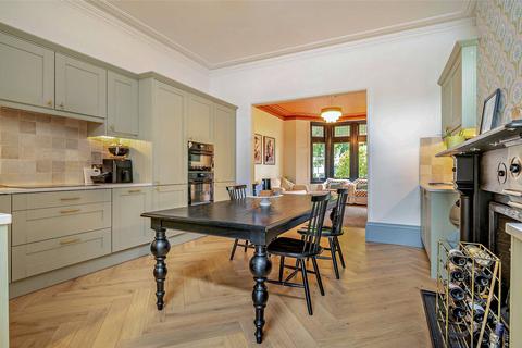 182 Cathedral Road, Cardiff, CF11 9JE