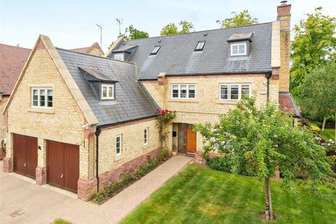 6 bedroom detached house for sale, Gunning Court, Horton, Northamptonshire, NN7