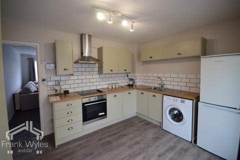 2 bedroom terraced house for sale, Raleigh Close, Lytham St. Annes, Lancashire