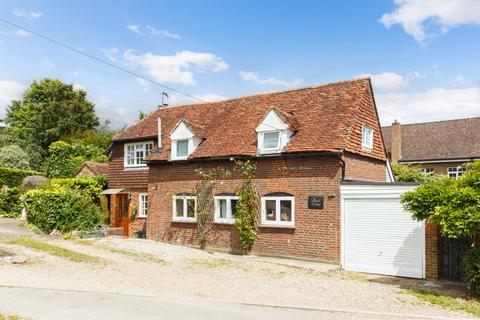 3 bedroom detached house for sale, The Common, Kings Langley, Hertfordshire, WD4