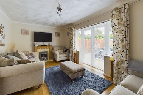 4 bedroom terraced house for sale, Victory Way, Cottenham