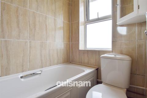 6b Chirton Grove, Birmingham, B14 6TJ