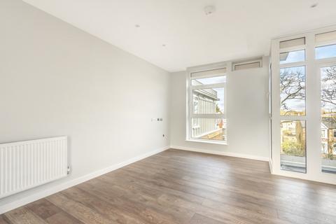 1 bedroom flat to rent, Sutherland Road London W13