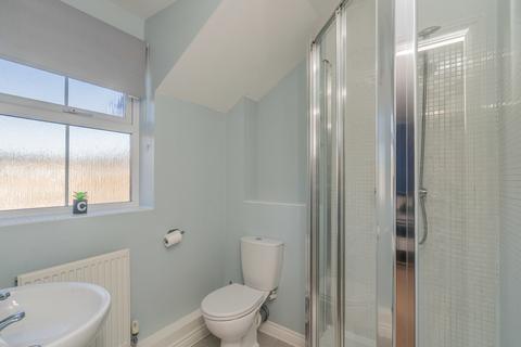 57 Eagle Close, Leighton Buzzard, LU7 4AT