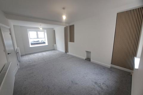 9 Ceidrim Road, Glanamman, Ammanford, SA18 1BZ
