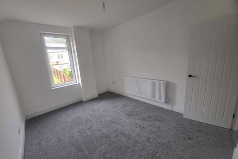 9 Ceidrim Road, Glanamman, Ammanford, SA18 1BZ