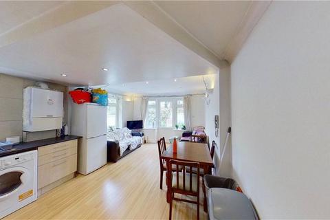 3 bedroom flat to rent, Tooting Bec Road, Tooting, London, SW17