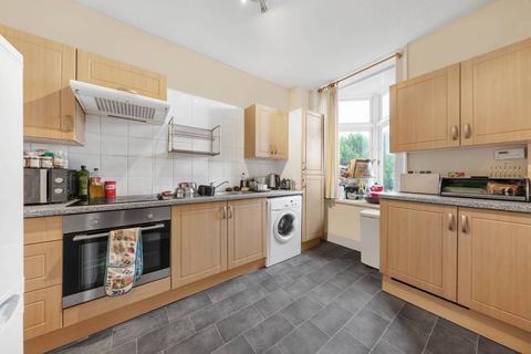 2 bedroom flat to rent, Park Hill, Abbeville Village, London, SW4