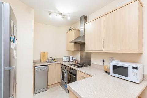 1 bedroom flat to rent, Kingswood Place , Norwich Avenue West, Bournemouth