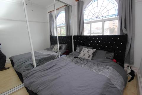 1 bedroom flat for sale, Clifftown Parade, Southend On Sea