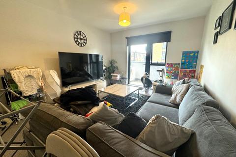 1 bedroom apartment to rent, Carlton House, Ilford IG1