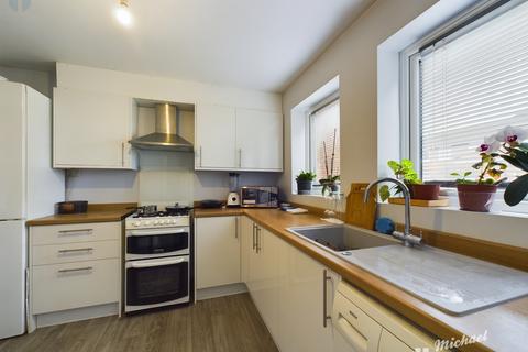 3 bedroom end of terrace house for sale, Plym Close, Aylesbury, Buckinghamshire