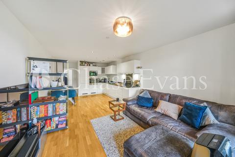 2 bedroom flat for sale, Upper North Street, Poplar, London, E14