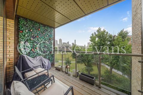 2 bedroom flat for sale, Upper North Street, Poplar, London, E14