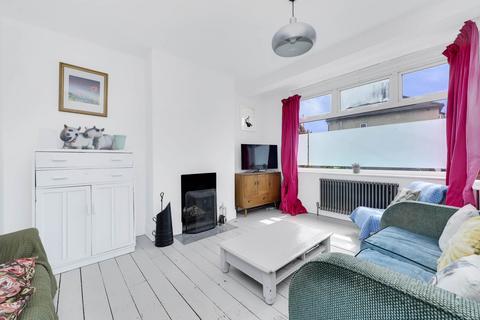 39 Overton Road, London, E10 7PR