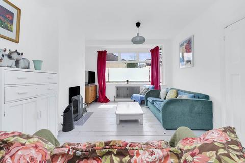 39 Overton Road, London, E10 7PR
