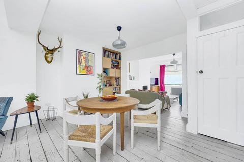 39 Overton Road, London, E10 7PR