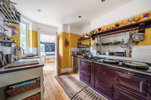 4 bedroom end of terrace house for sale, Collingwood Avenue, London, N10