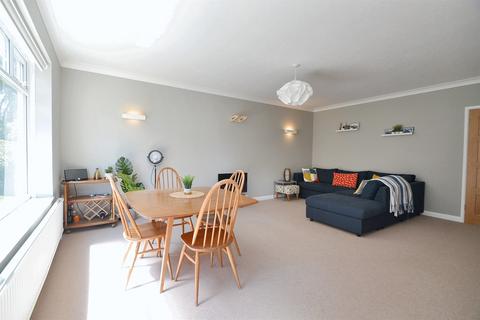 2 bedroom flat for sale, Canford Cliffs