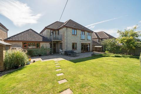 5 bedroom detached house for sale, Strawbridge Close, Radstock BA3