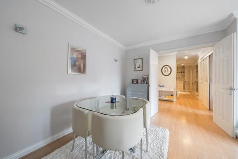 2 bedroom apartment for sale, Longbourn, Windsor, Berkshire